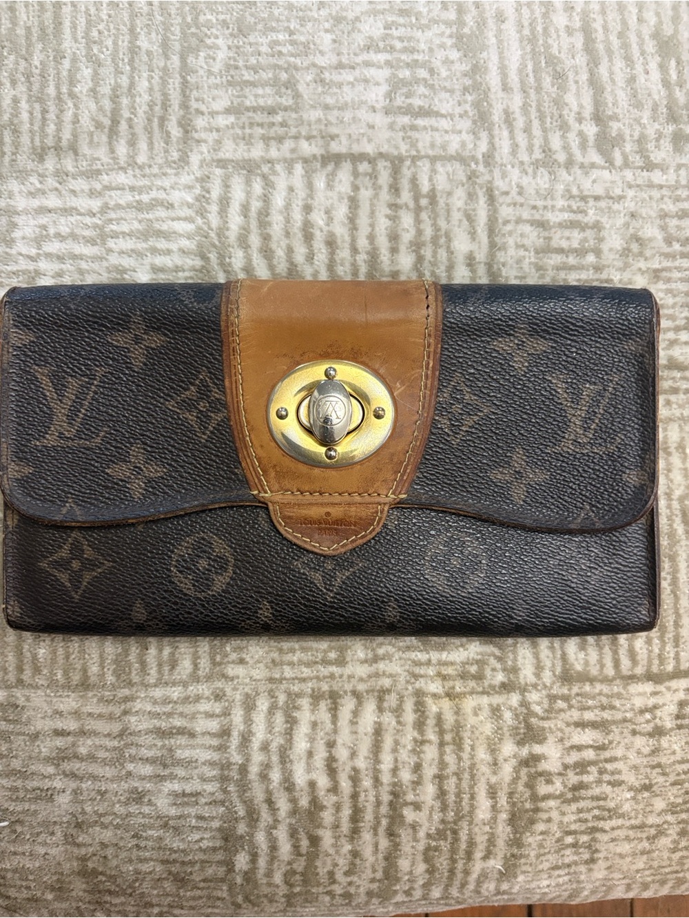 Louis Vuitton Vintage Monogram Canvas Clutch Wallet